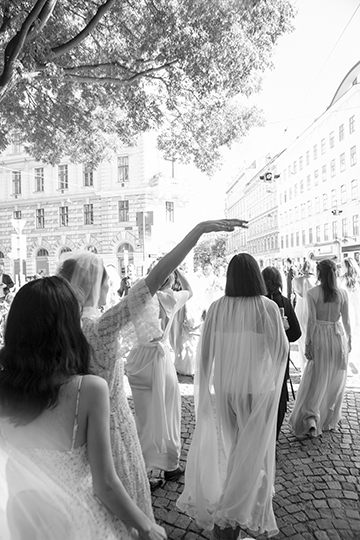 UDO TITZ / FASHION / FEMME MAISON  FLASHMOB / 10